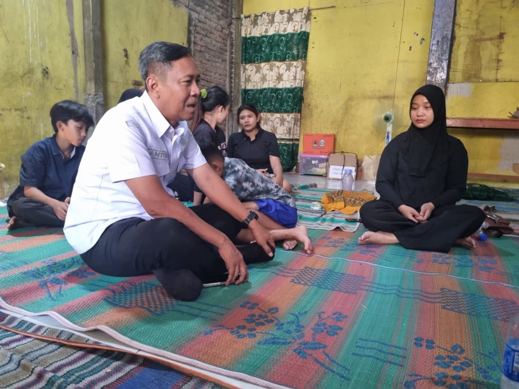 Tak Hanya Bertakziah, Wabup Ngawi Siapkan Pendampingan bagi Keluarga Korban KM Virgo